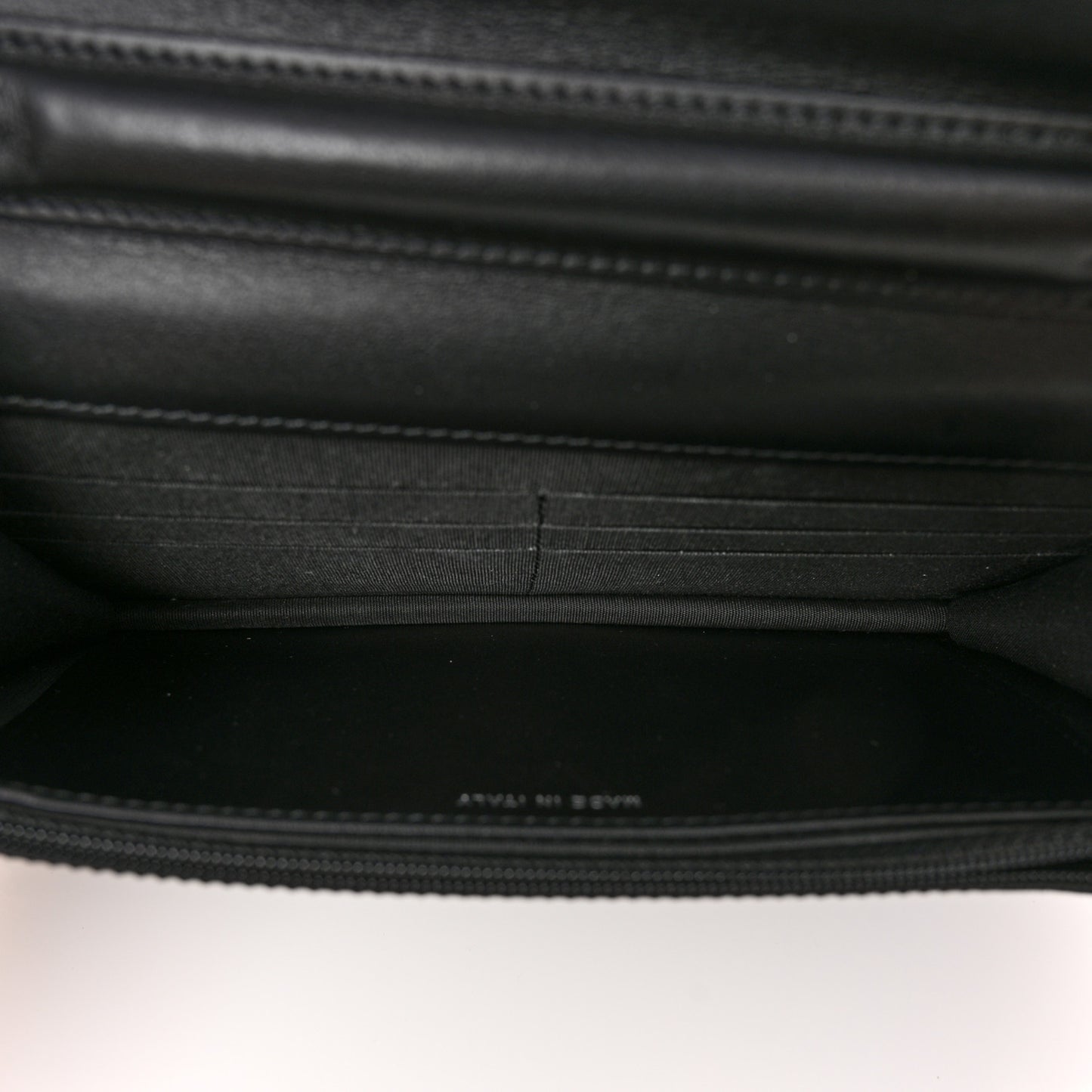 Caviar Quilted Boy Wallet On Chain WOC Black