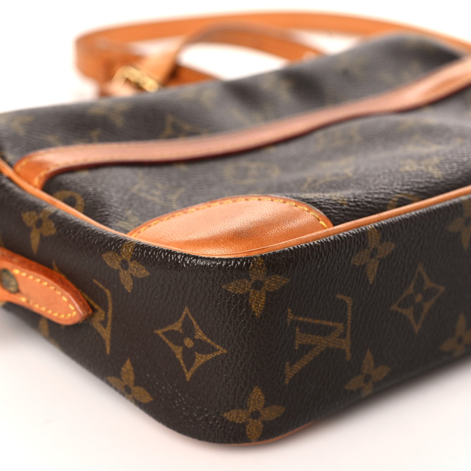 Louis Vuitton Monogram Trocadero 24 5 of 10