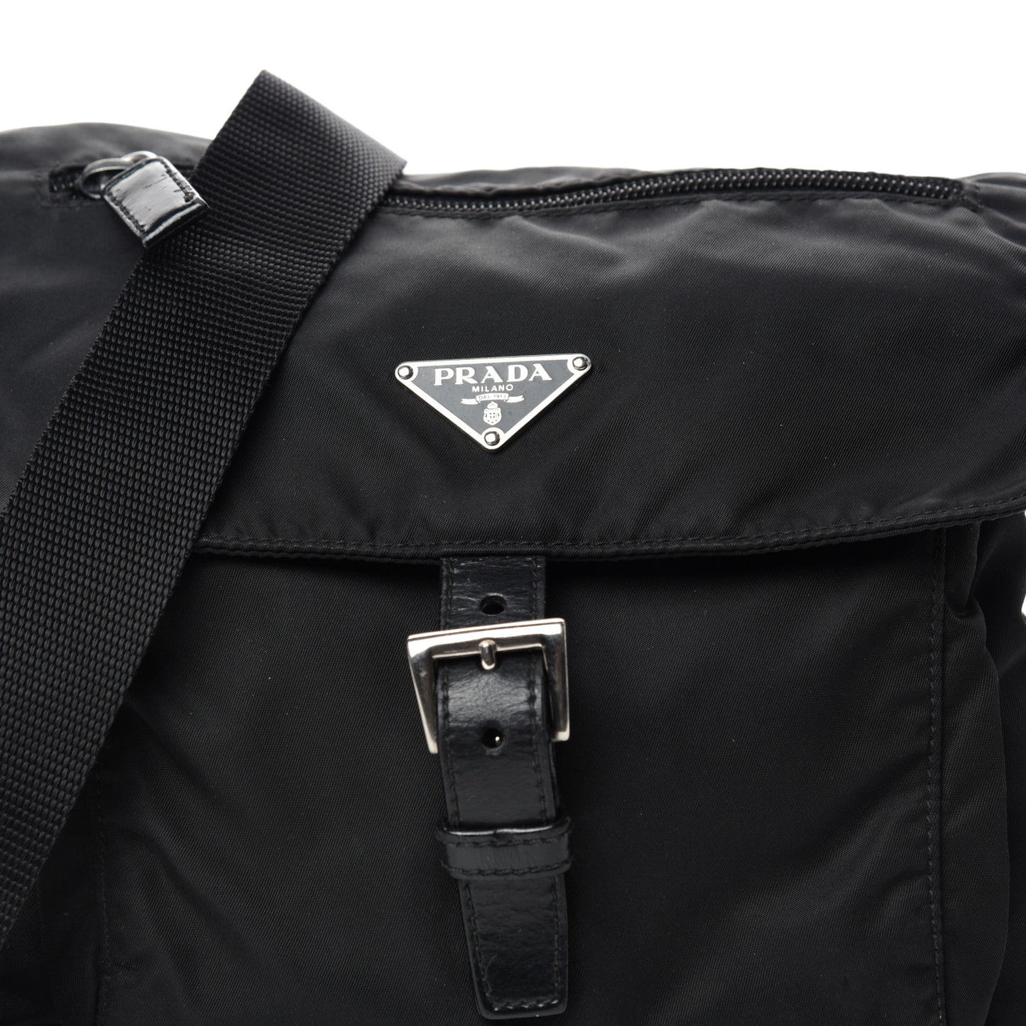 Nylon Vela Messenger Black