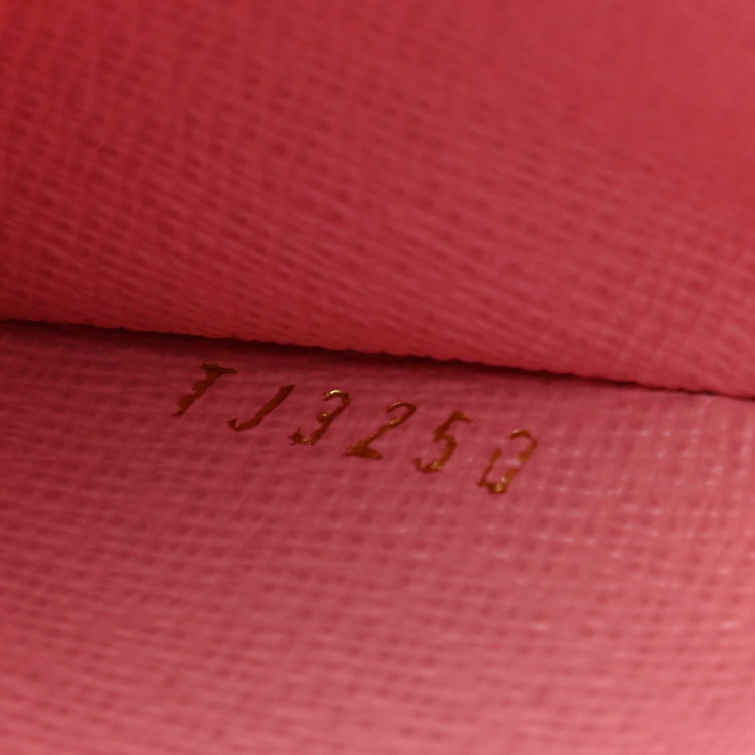 Louis Vuitton Monogram 2020 Christmas Animation Swing Ride Round Coin Purse Pink Poppy 7 of 8