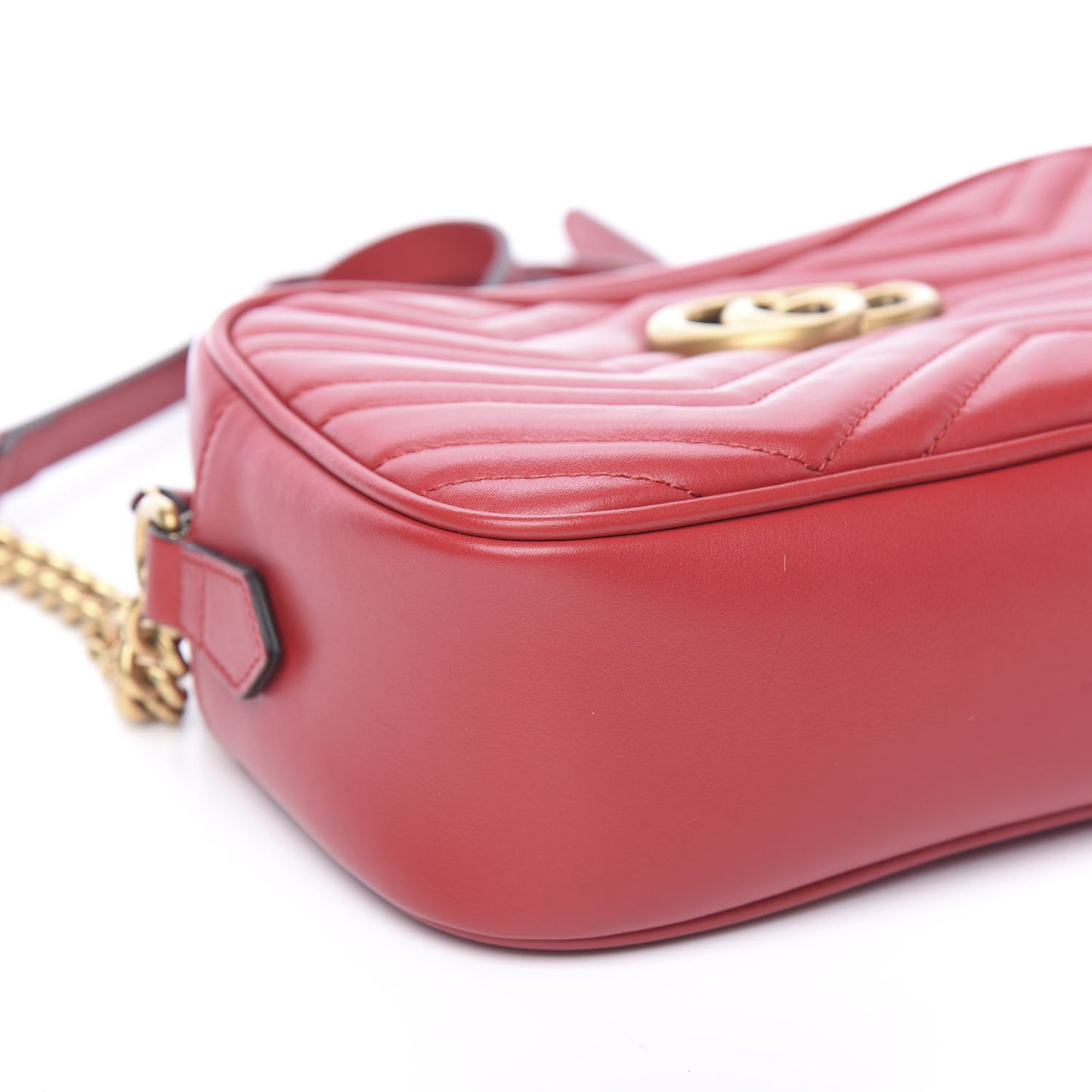 Calfskin Matelasse Small GG Marmont Chain Shoulder Bag Hibiscus Red