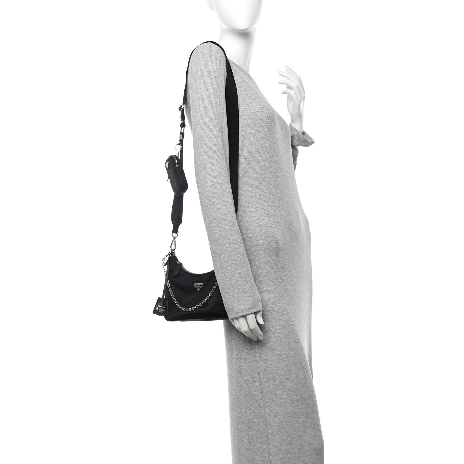 Prada Nylon Re-Edition 2005 Shoulder Bag Black 2 of 9