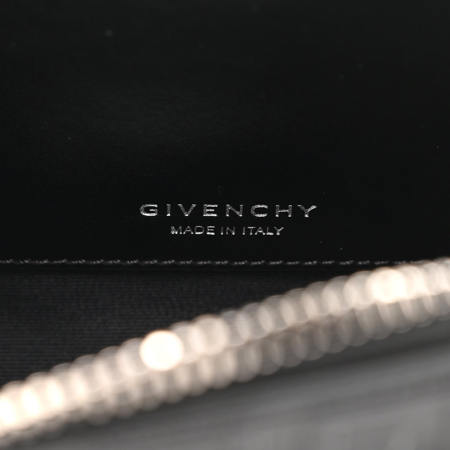 Calfskin Logo Embossed XS Antigona 4G Black