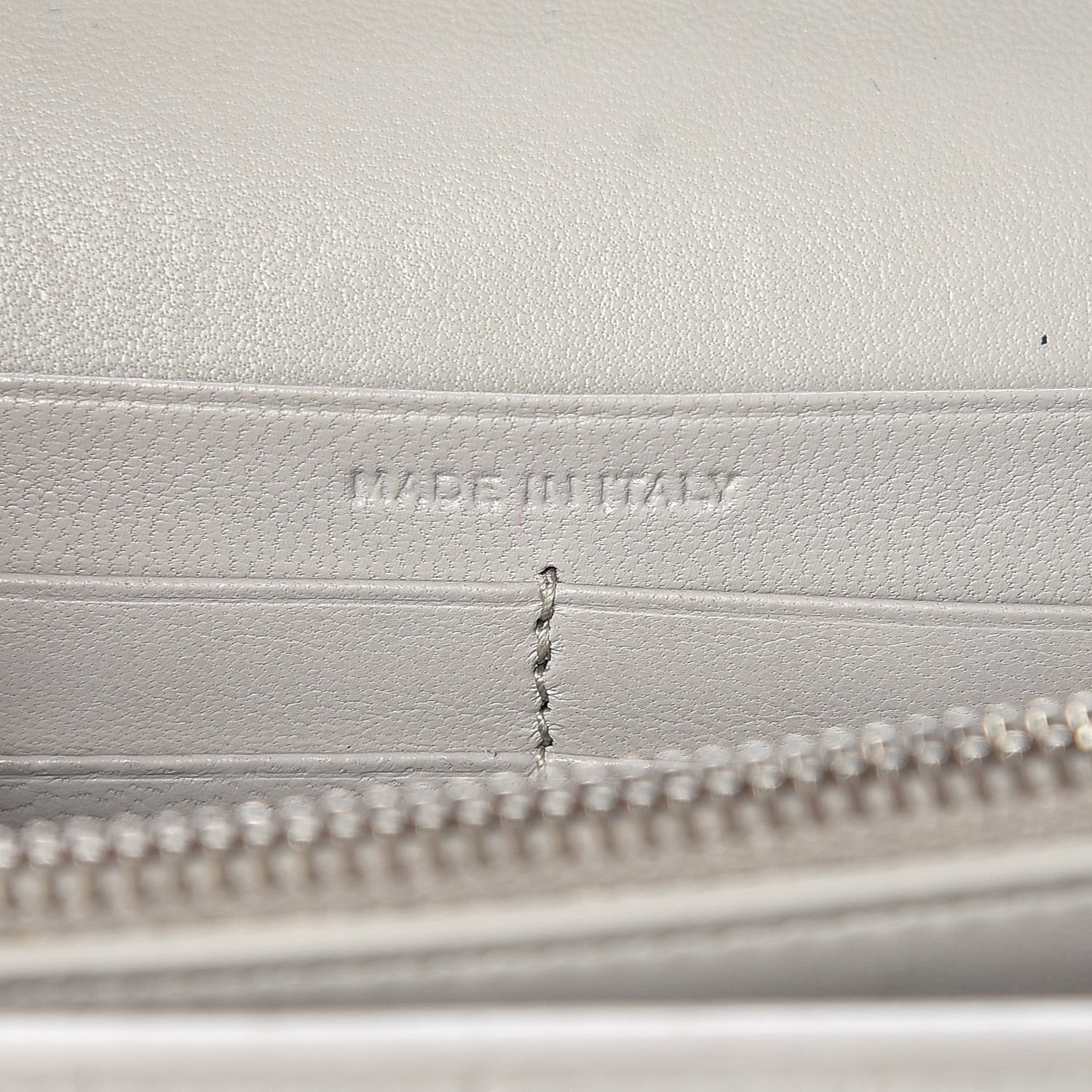 Saint Laurent Calfskin Crocodile Embossed Monogram Kate Wallet on Chain Perle 7 of 9