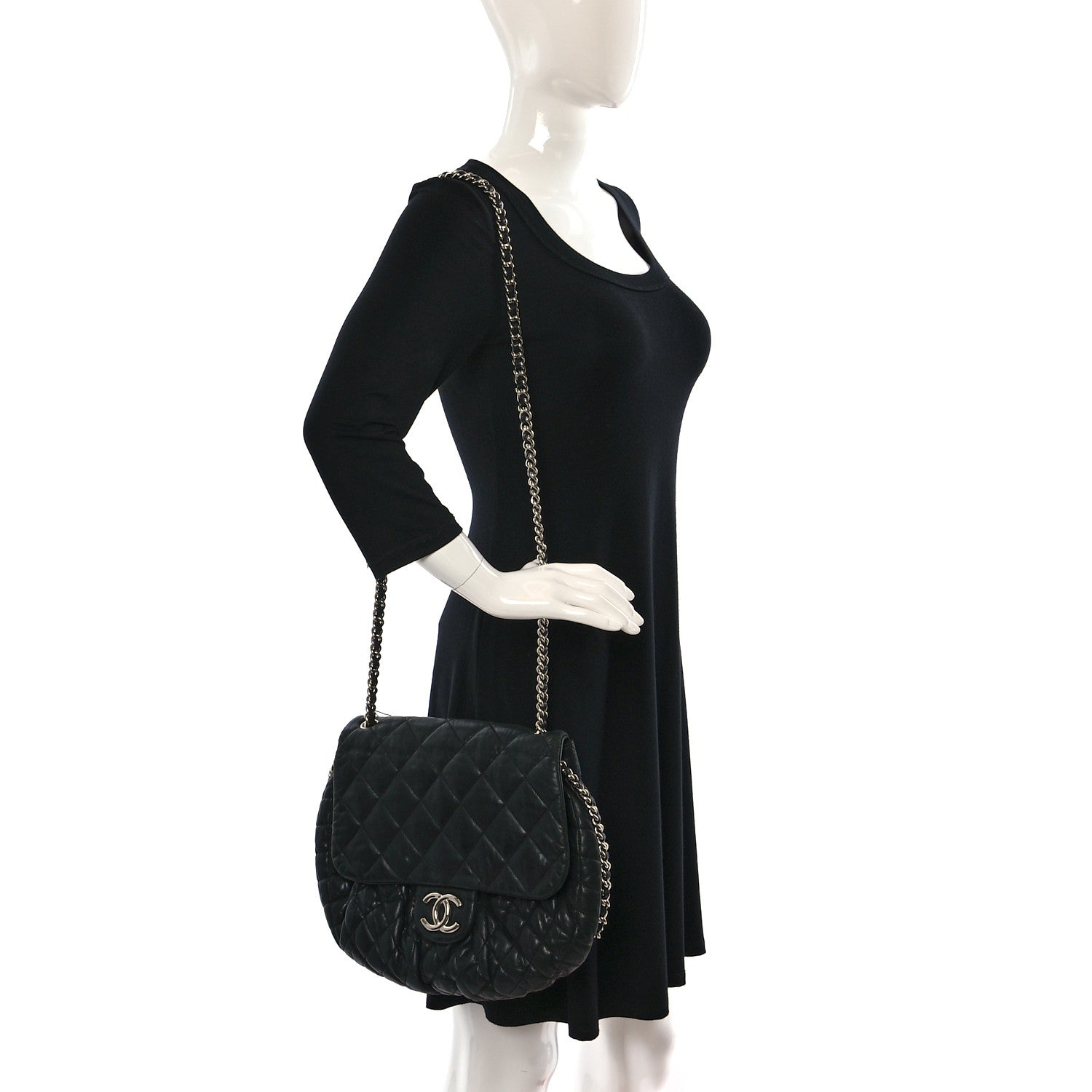 Chanel Washed Lambskin Quilted Large Chain Around Messenger Black 2 of 9