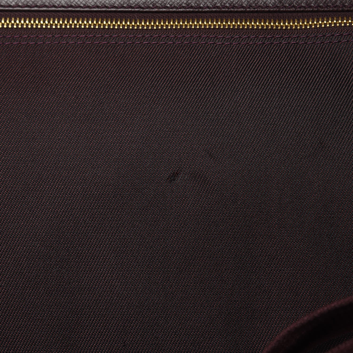 Louis Vuitton Taiga Nylon 2 Hanger Garment Carrier Bordeaux 23 of 25
