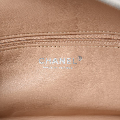 Chanel Smooth Calfskin Medium Luxe Ligne Bowler White 6 of 16