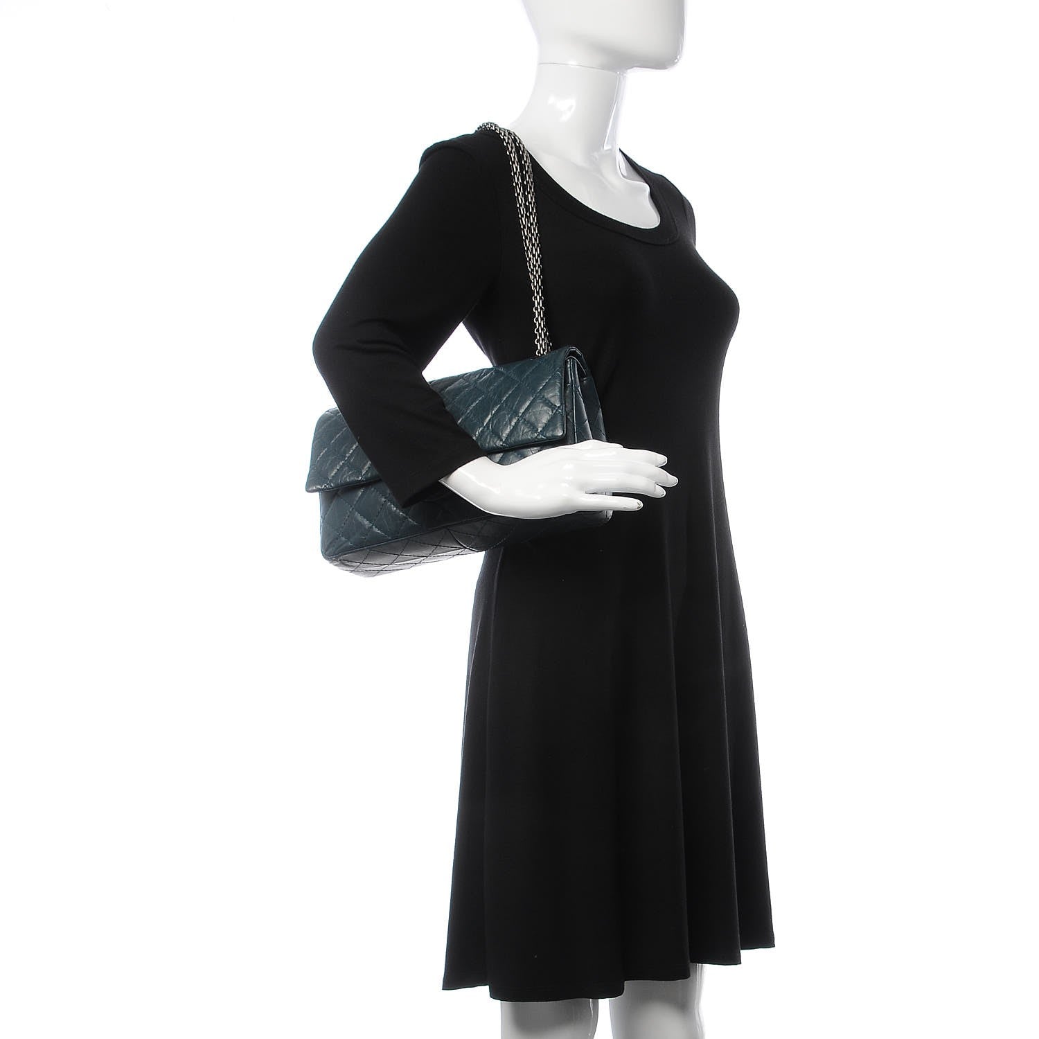 Chanel Aged Calfskin 2.55 Reissue 226 Flap Dark Green 3 of 8