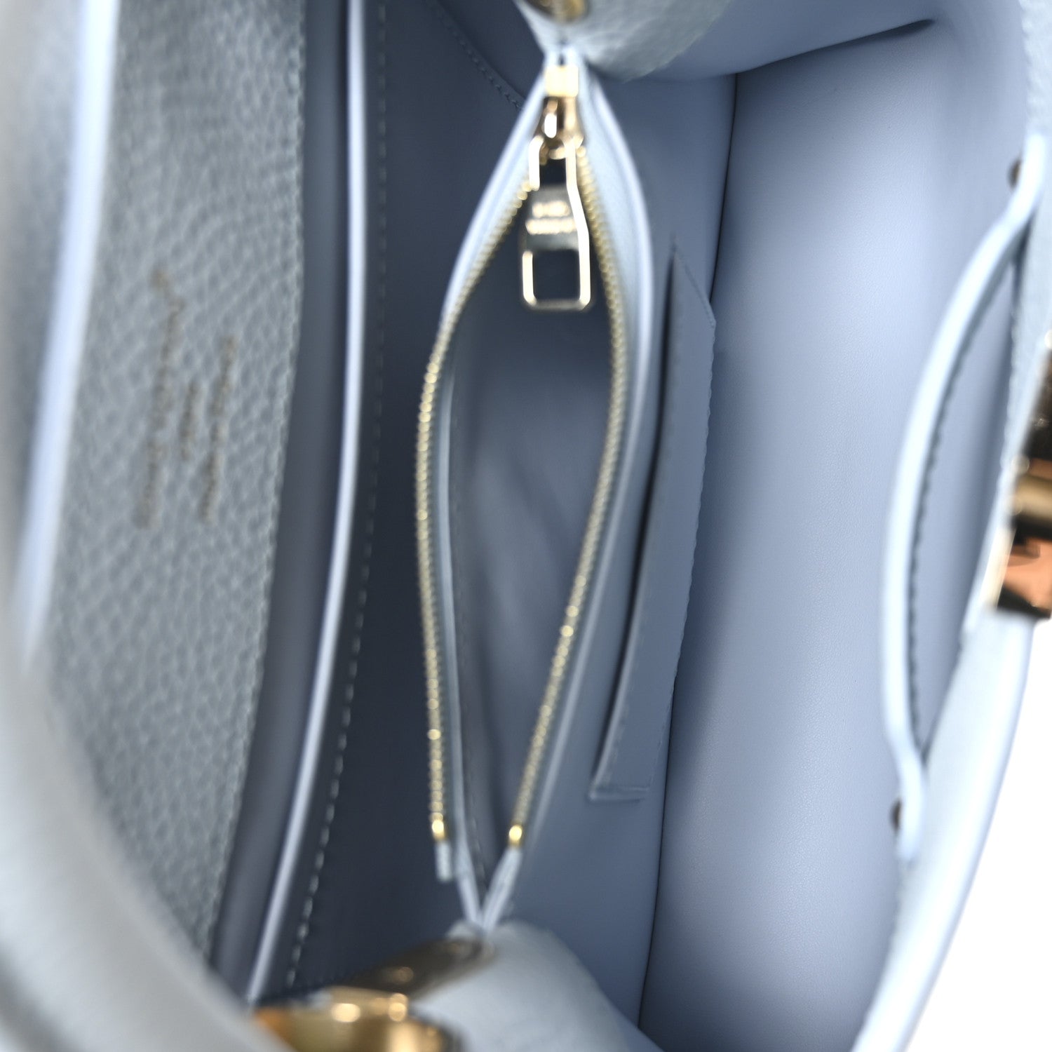 Louis Vuitton Taurillon Capucines BB Olympe Blue 5 of 10