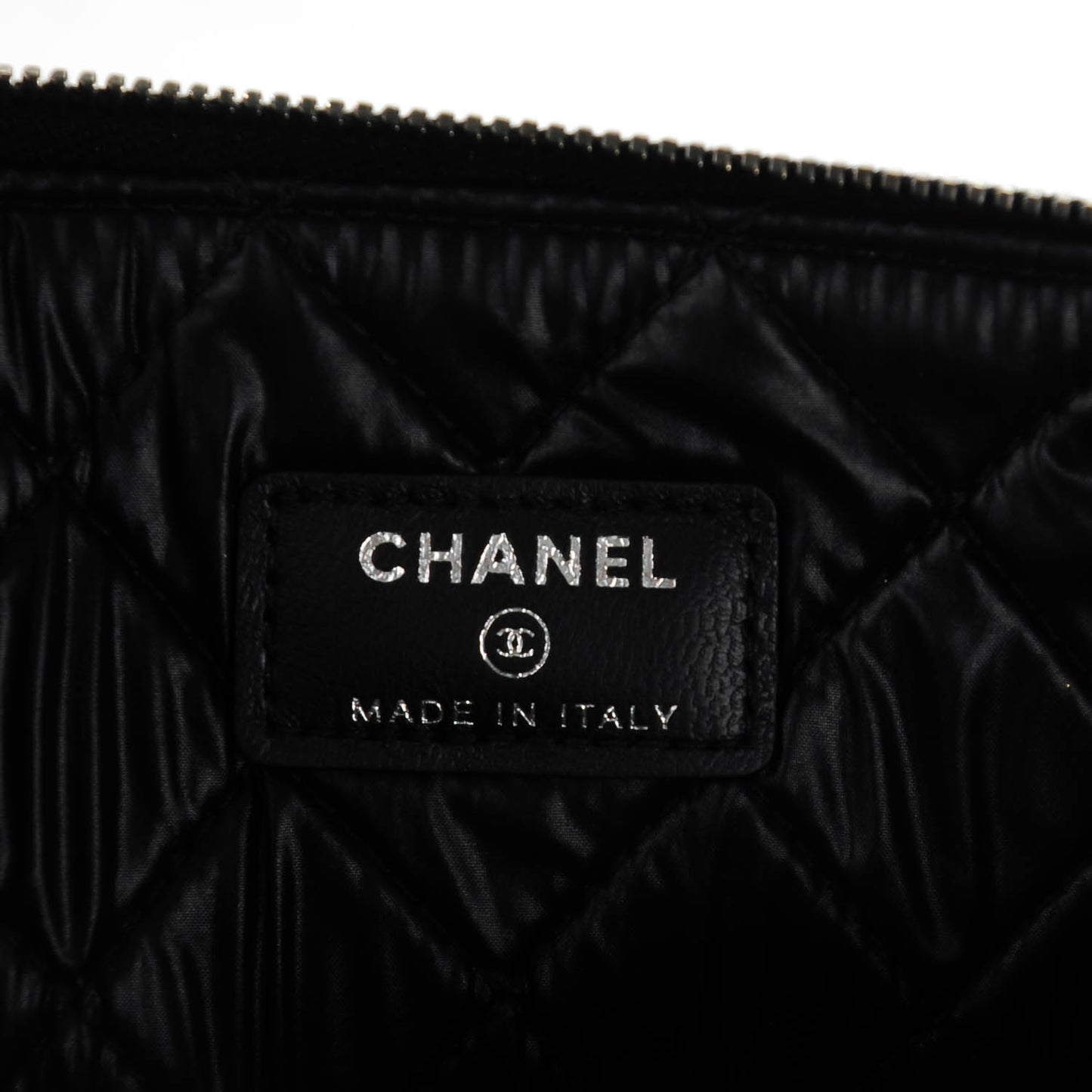 Lambskin Quilted Medium Boy Cosmetic Case Black