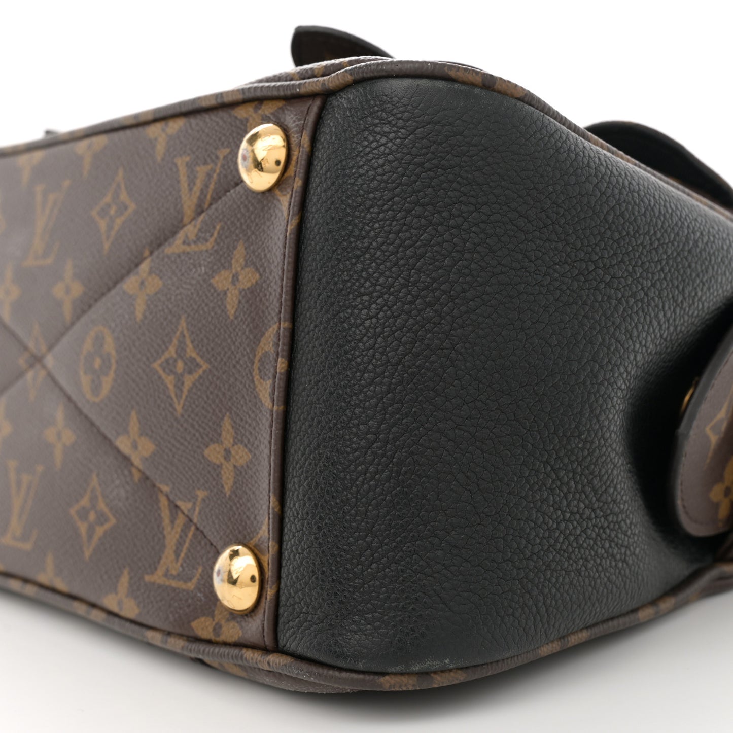 Monogram Manhattan NM Black