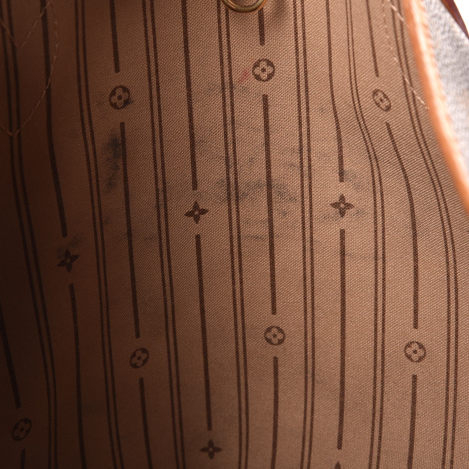 Louis Vuitton Monogram Neverfull GM 9 of 14