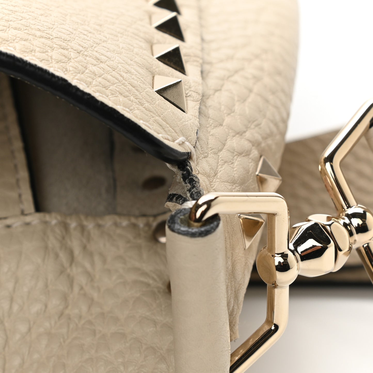 Pebbled Calfskin Small Rockstud Flip-Lock Messenger Bag Light Ivory