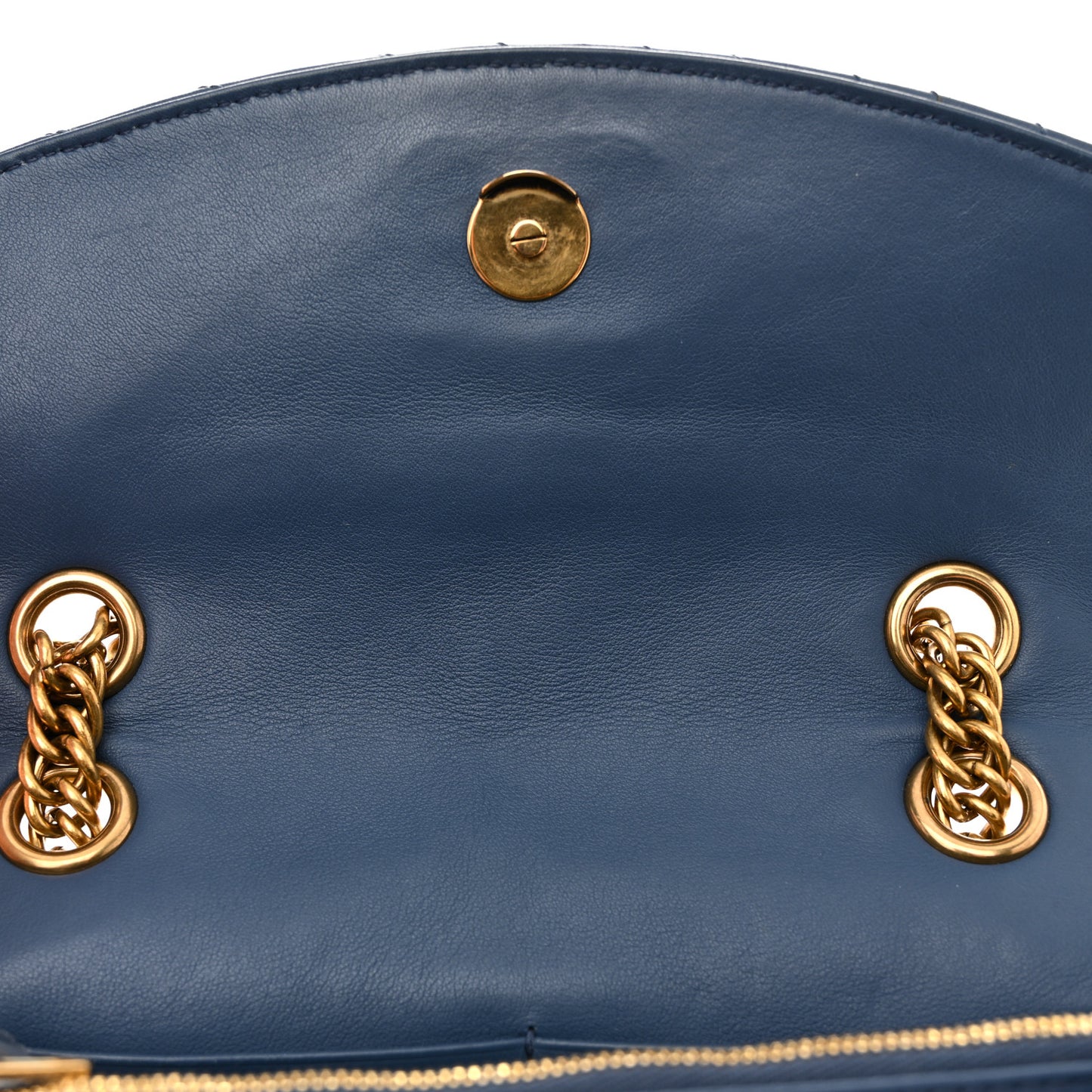 Calfskin Logo Matelasse BB Chain Wallet Bleu Tanzanite