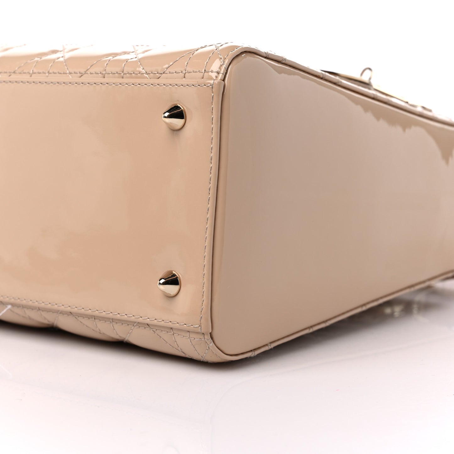 Patent Cannage Medium Lady Dior Beige