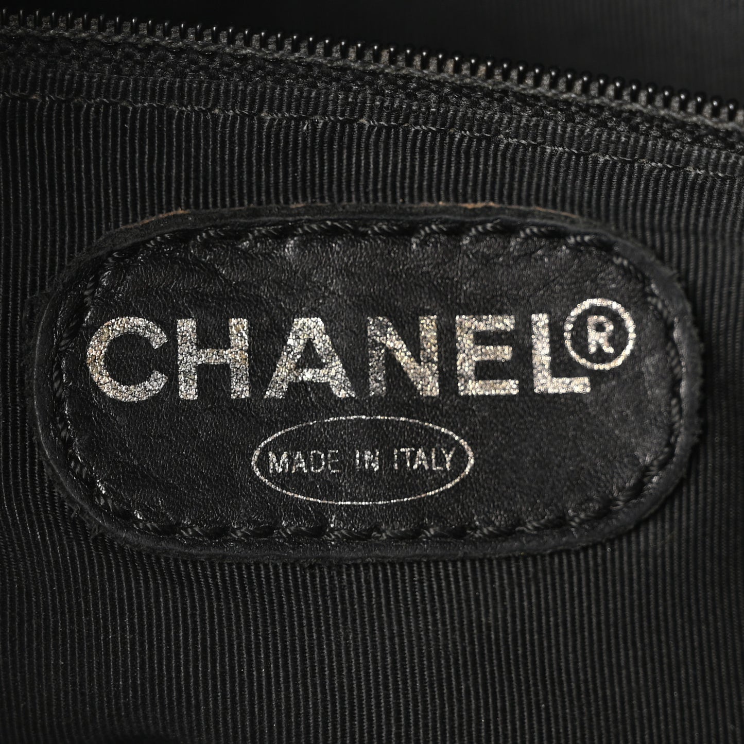 Caviar Embroidered Logo Shoulder Bag Black