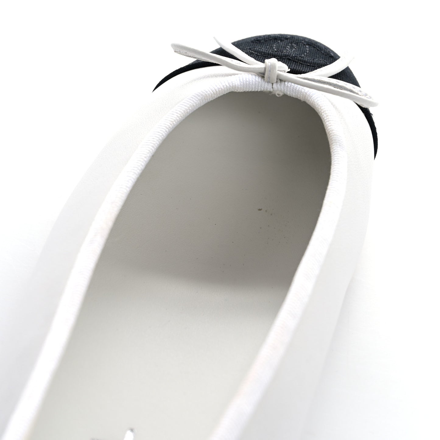 Lambskin Cap Toe CC Ballerina Flats 39 White Black