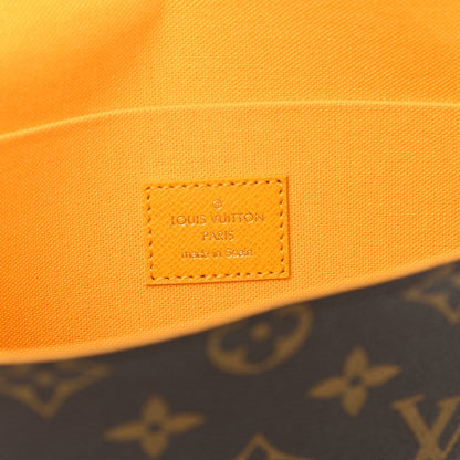 Louis Vuitton Monogram 2022 Christmas Animation New York Soho Pochette Felicie Chain Wallet Yellow 6 of 8