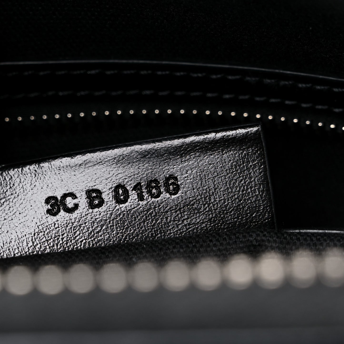 Shiny Lord Calfskin Small Antigona Black