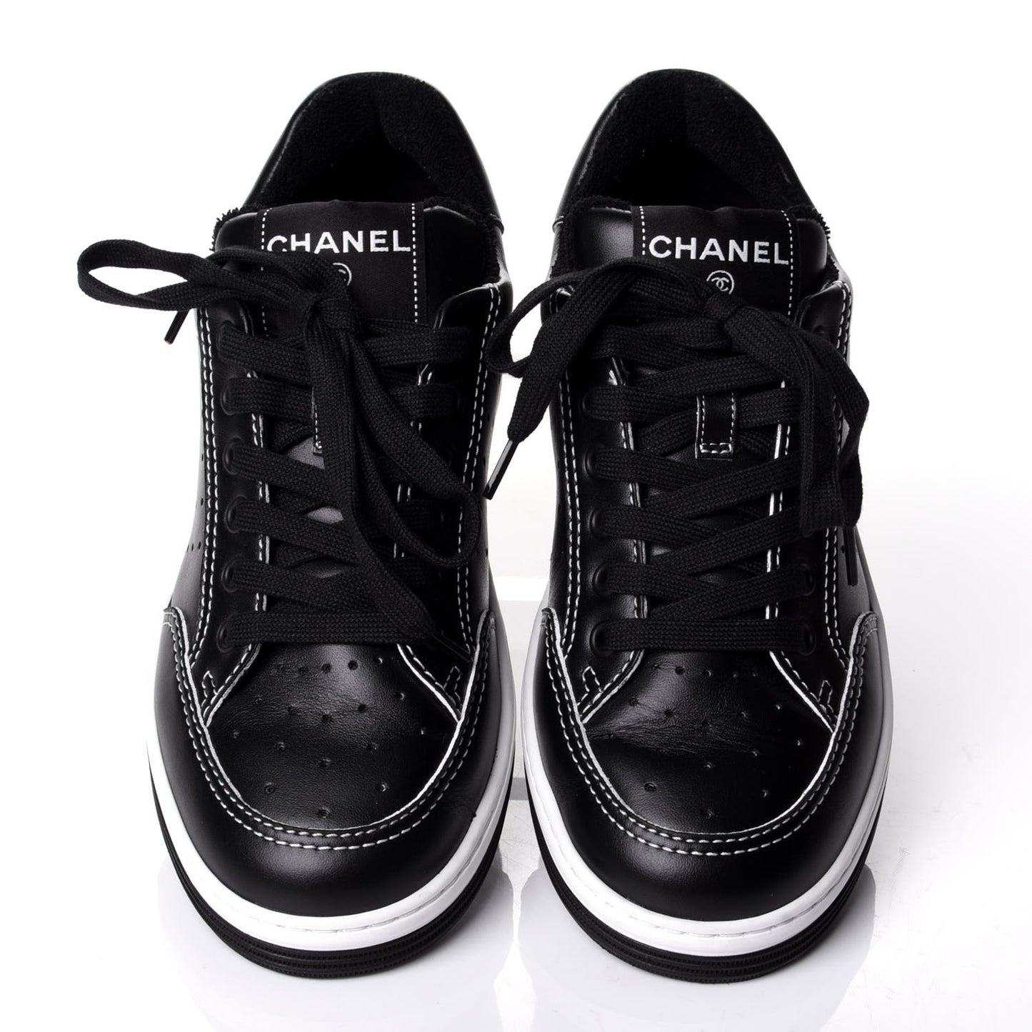 Calfskin Womens Logo Sneakers 37 Black White
