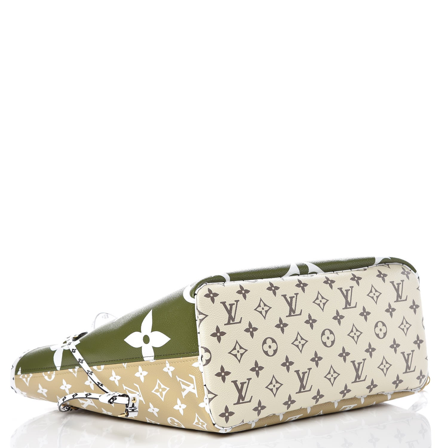 Louis Vuitton Monogram Giant Neverfull MM Kaki 5 of 8