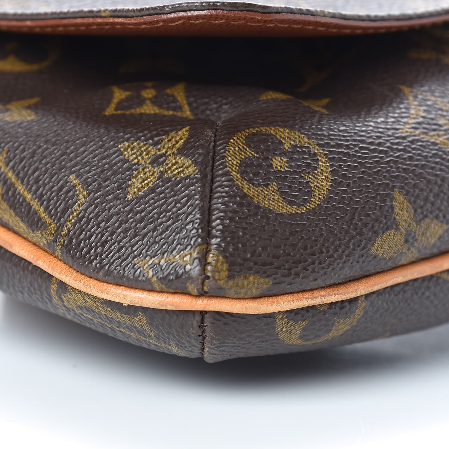 Louis Vuitton Monogram Musette Salsa 10 of 15