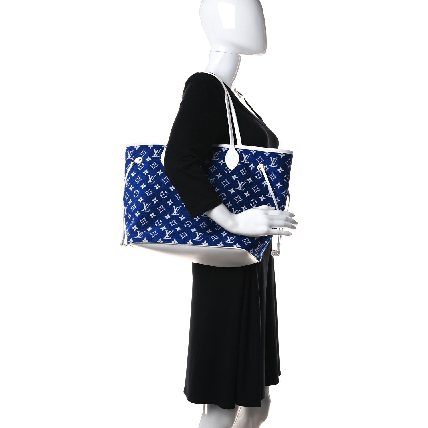 Louis Vuitton Jacquard Velvet Monogram LV Match Neverfull MM Bleu 2 of 10