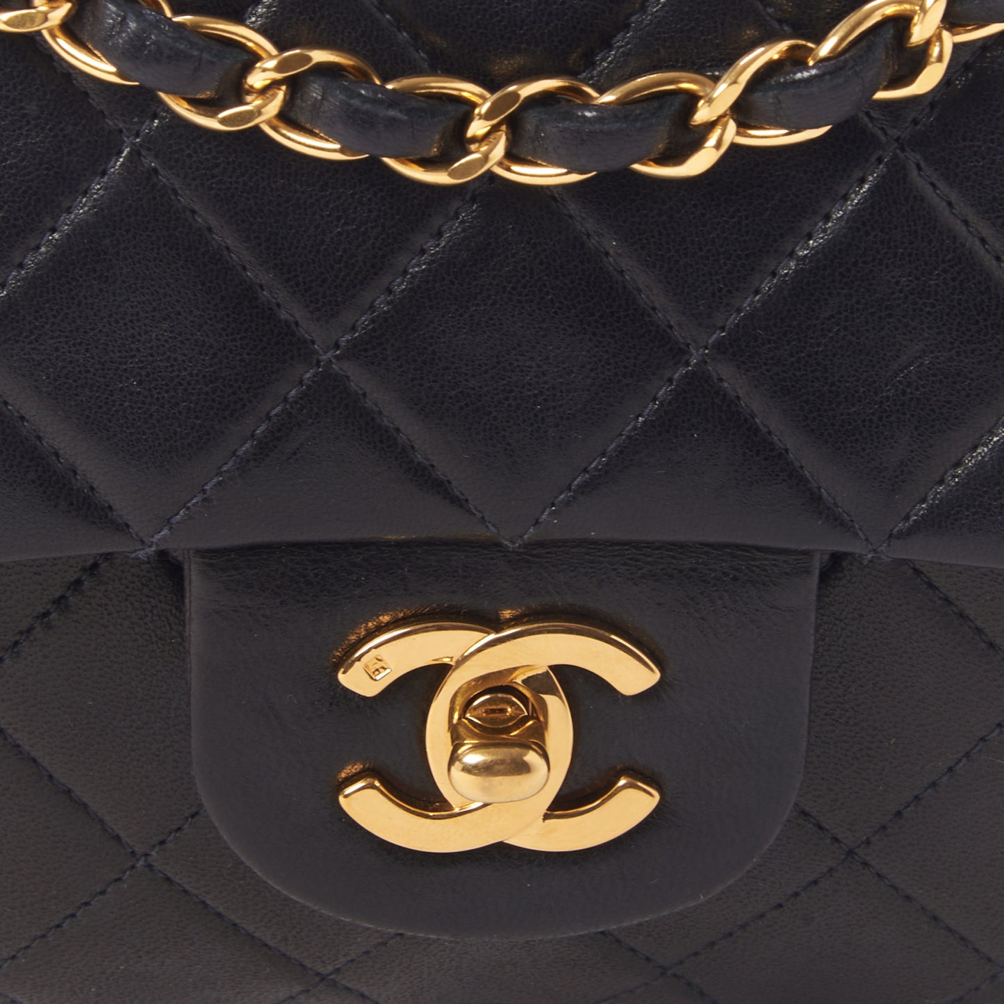 Lambskin Quilted Medium Double Flap Black
