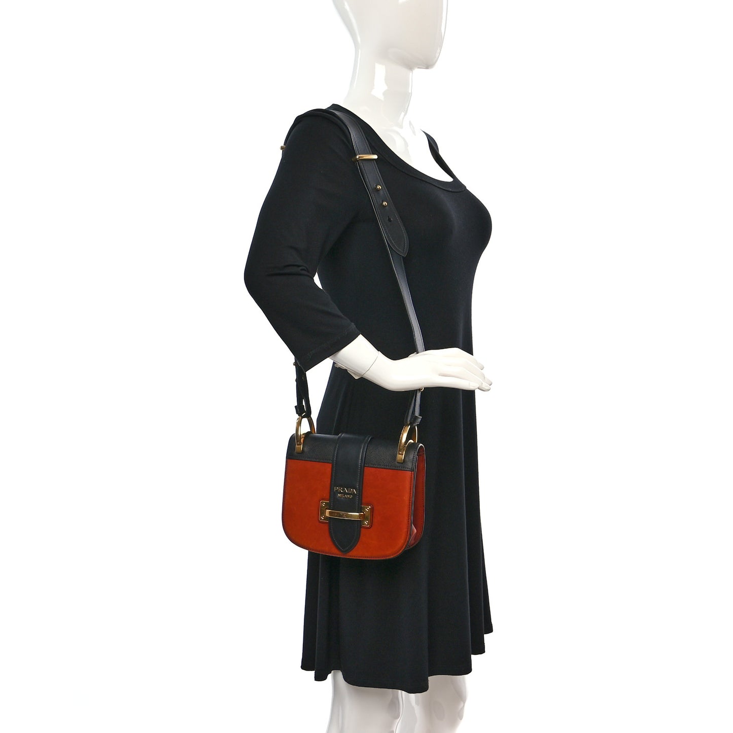 City Calf Saffiano Cahier Crossbody Bag Cotto Black