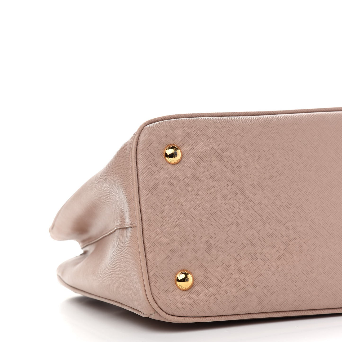 Saffiano Lux Medium Tote Cammeo
