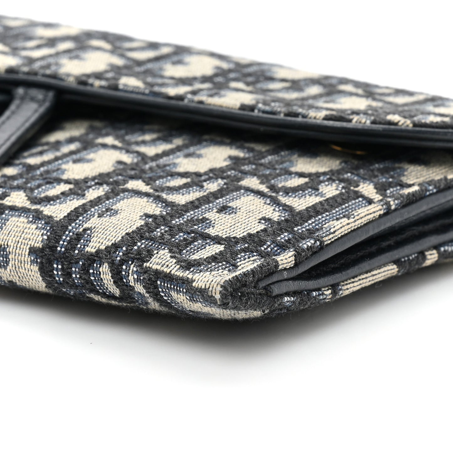 Oblique Saddle Chain Long Wallet Blue
