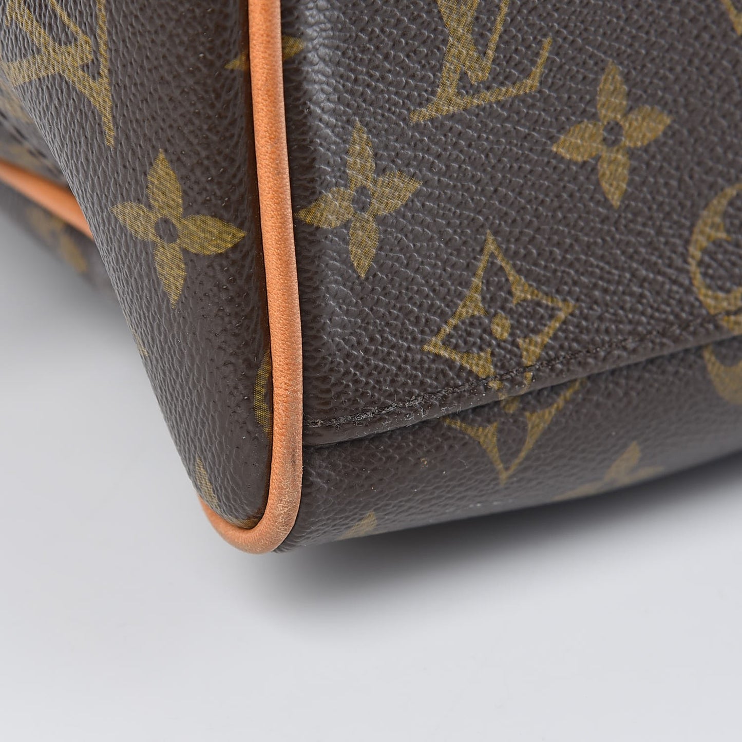 Monogram Manhattan GM