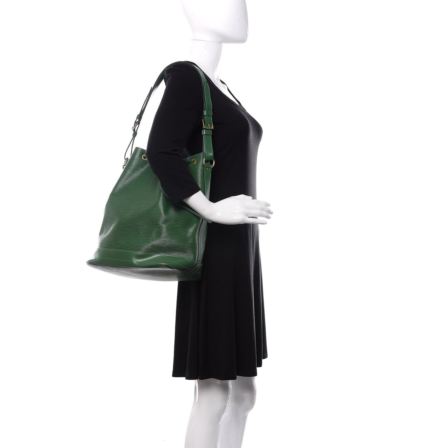 Louis Vuitton Epi Noe Borneo 2 of 13