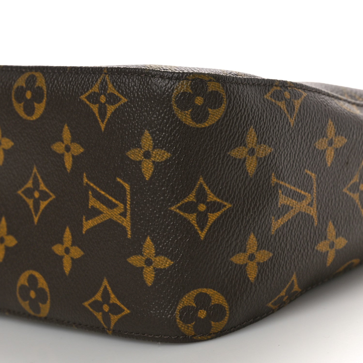 Louis Vuitton Monogram Looping MM 9 of 9