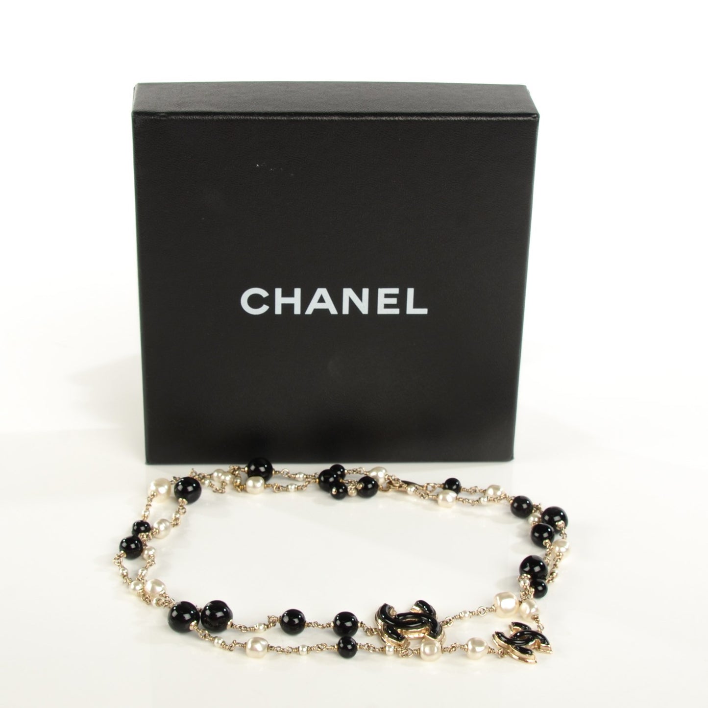 Pearl Beaded CC Long Necklace Black