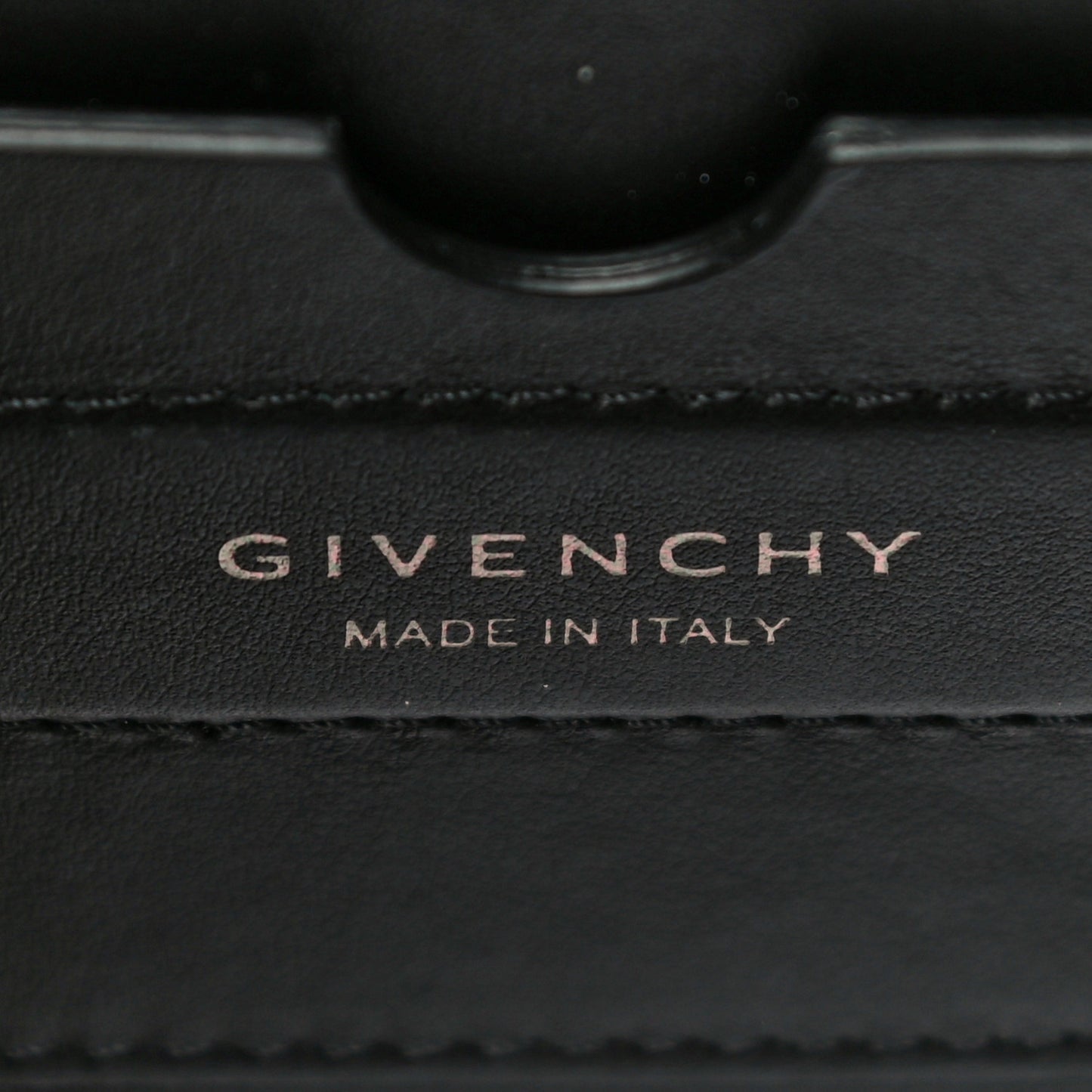 Smooth Calfskin Small Soft Antigona Black