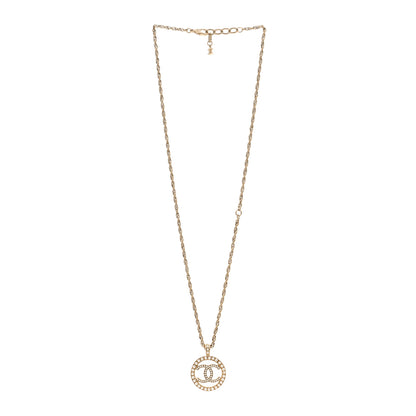 Chanel Pearl CC Round Pendant Necklace Gold 3 of 5