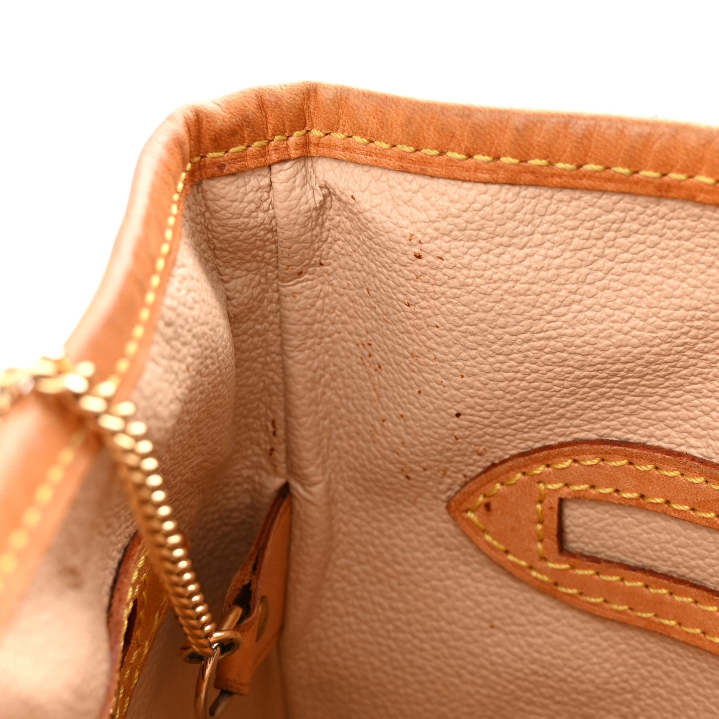 Monogram Petit Bucket 23