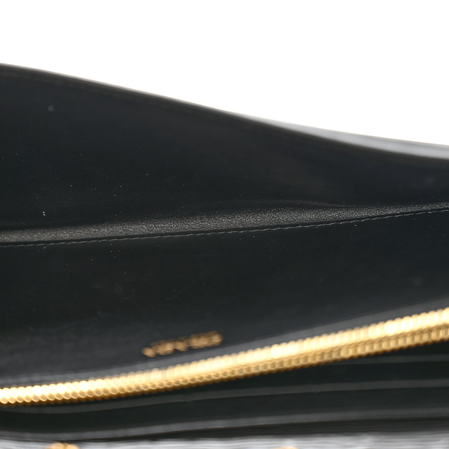 Vitello Move Metal Oro Chain Wallet Black