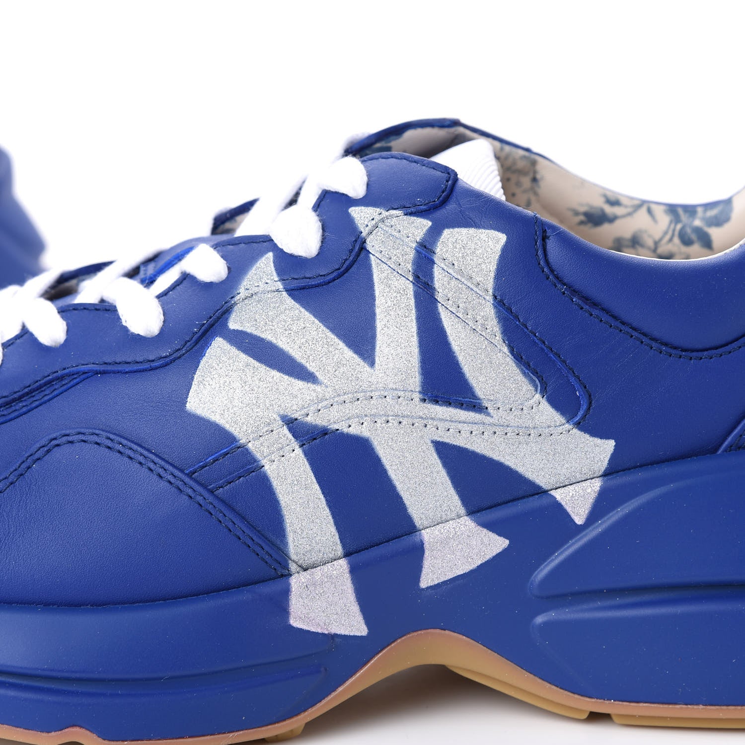 Gucci X MLB Calfskin NY Yankees Mens Rhyton Sneakers 8 Electric Blue 14 of 16