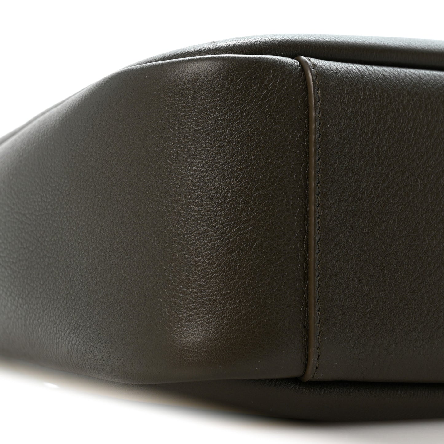 Smooth Calfskin Small Le 5 A 7 Soft Hobo Light Musk