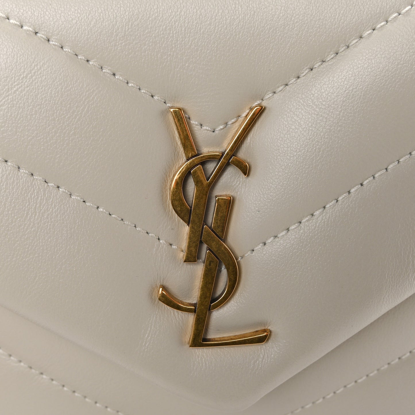 Calfskin Y Quilted Monogram Toy Loulou Crossbody Bag Blanc Vintage