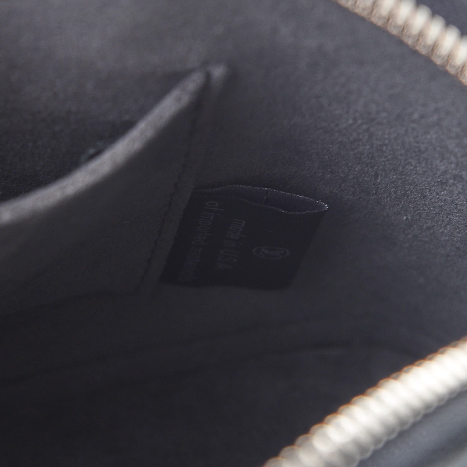 Louis Vuitton Epi Alma BB Black 7 of 10
