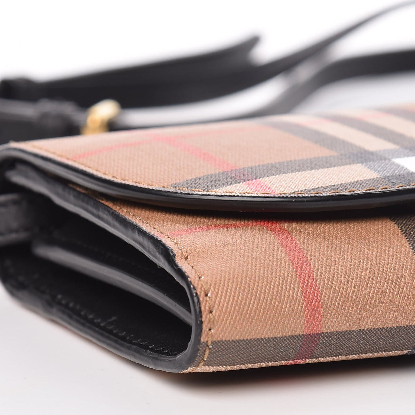 Vintage Check Henley Wallet On Chain Black