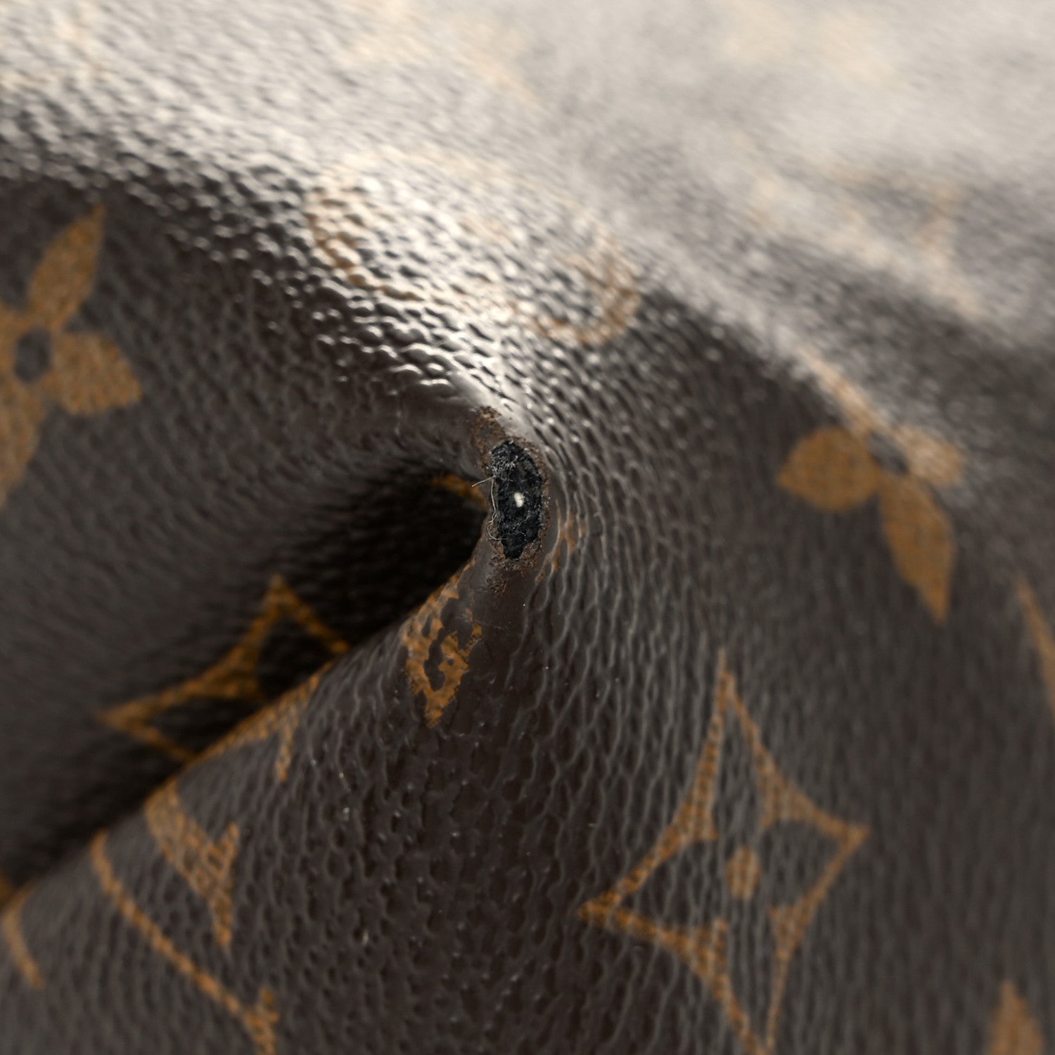 Louis Vuitton Monogram Sully MM 11 of 14