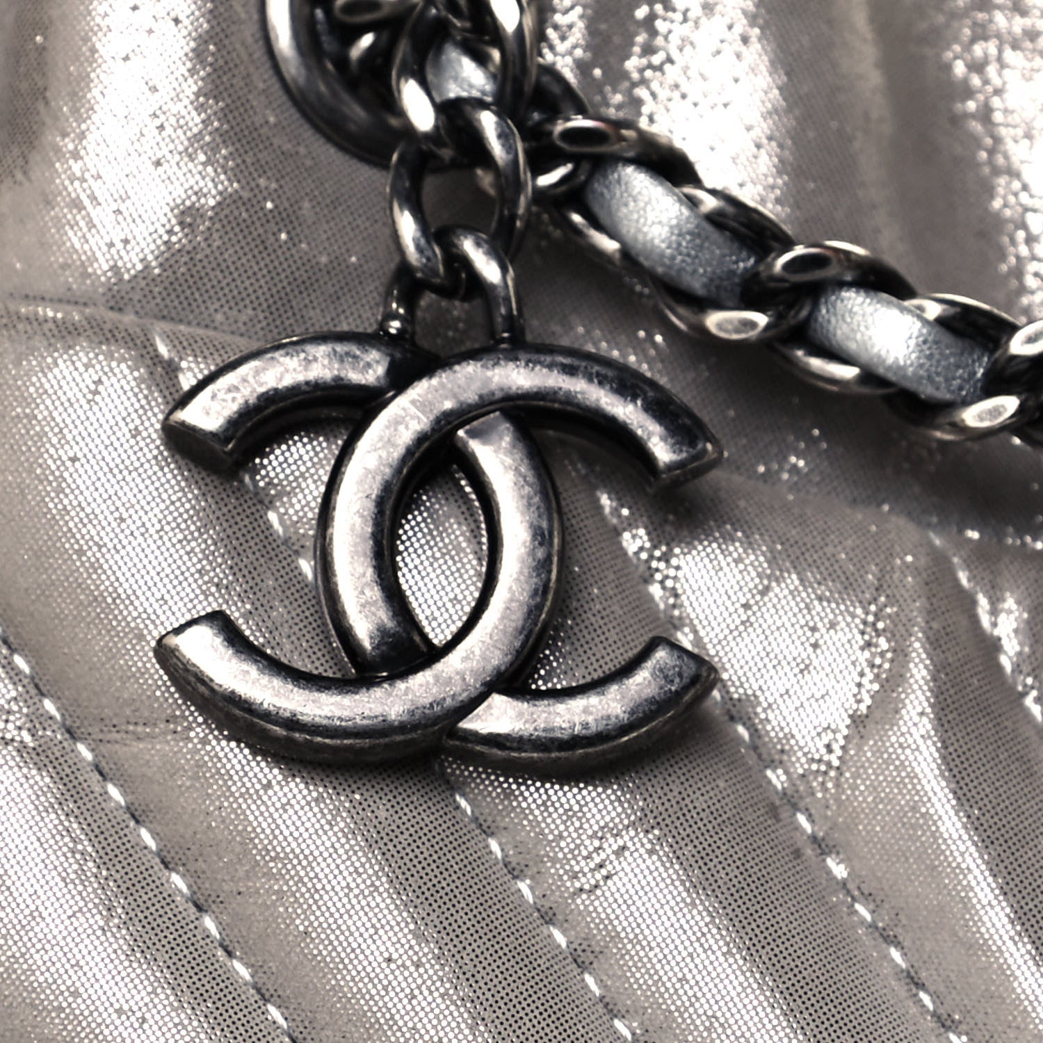 Chanel Iridescent Calfskin Chevron Small Urban Spirit Drawstring Bag Silver 16 of 17