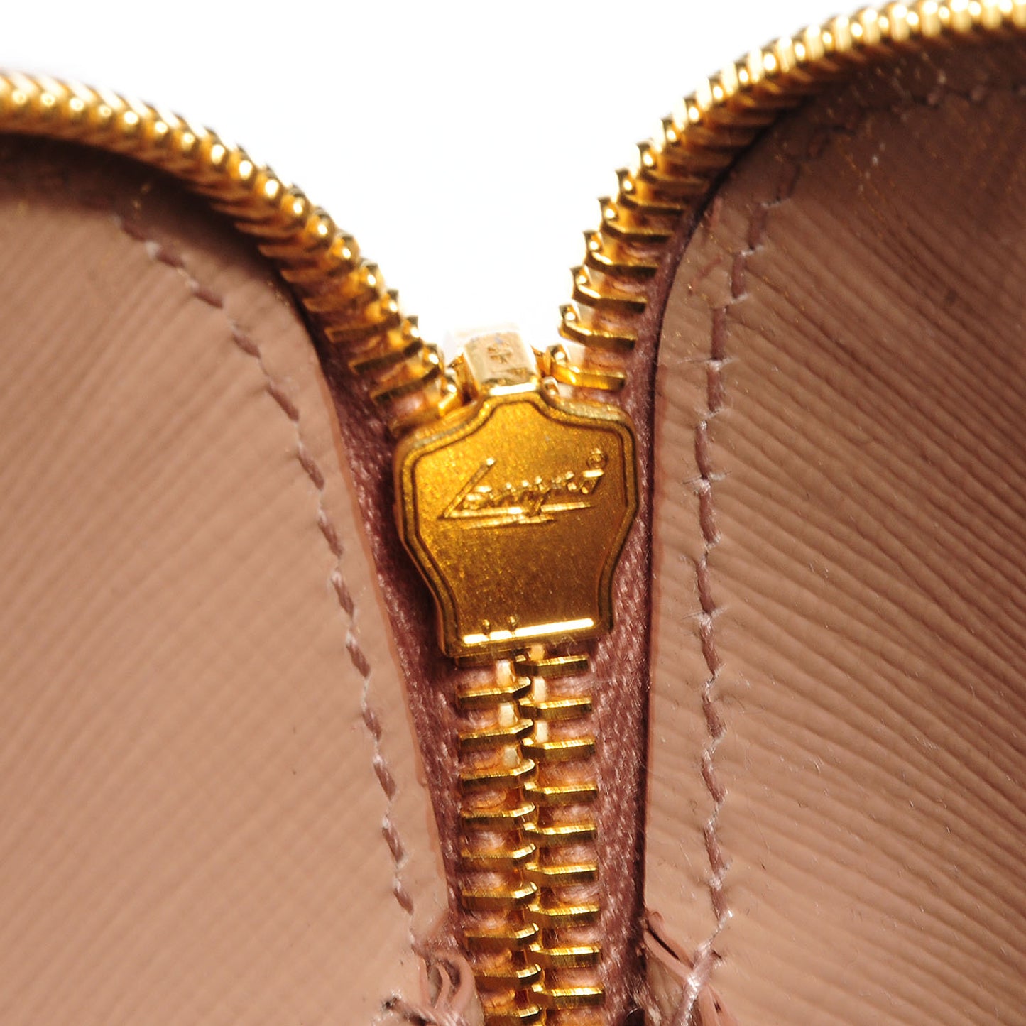 Saffiano Vernice Promenade Tote Cammeo
