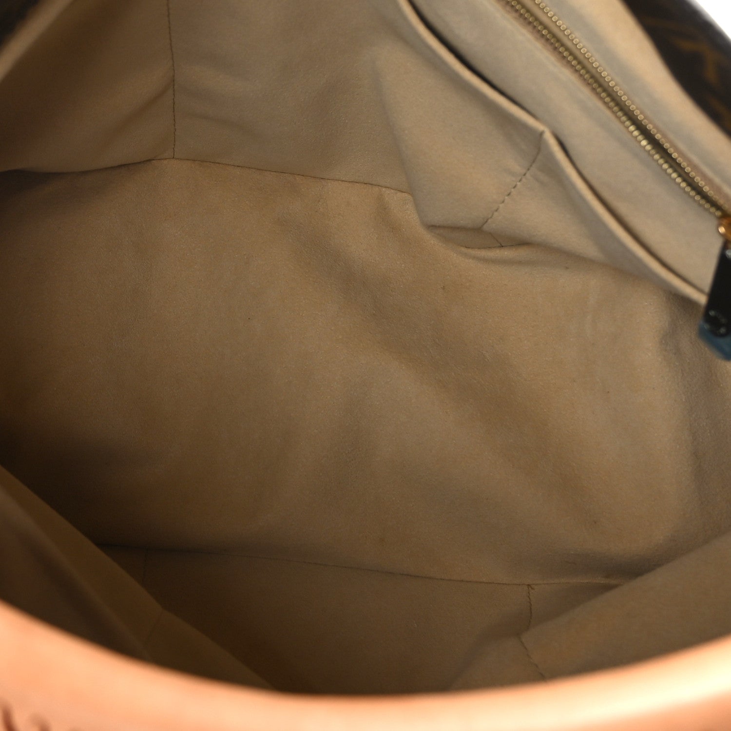 Louis Vuitton Monogram Artsy MM 5 of 8