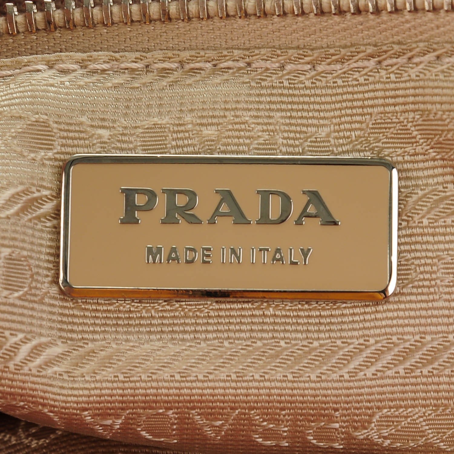 Prada Vitello Daino Shoulder Bag Rosso 5 of 9