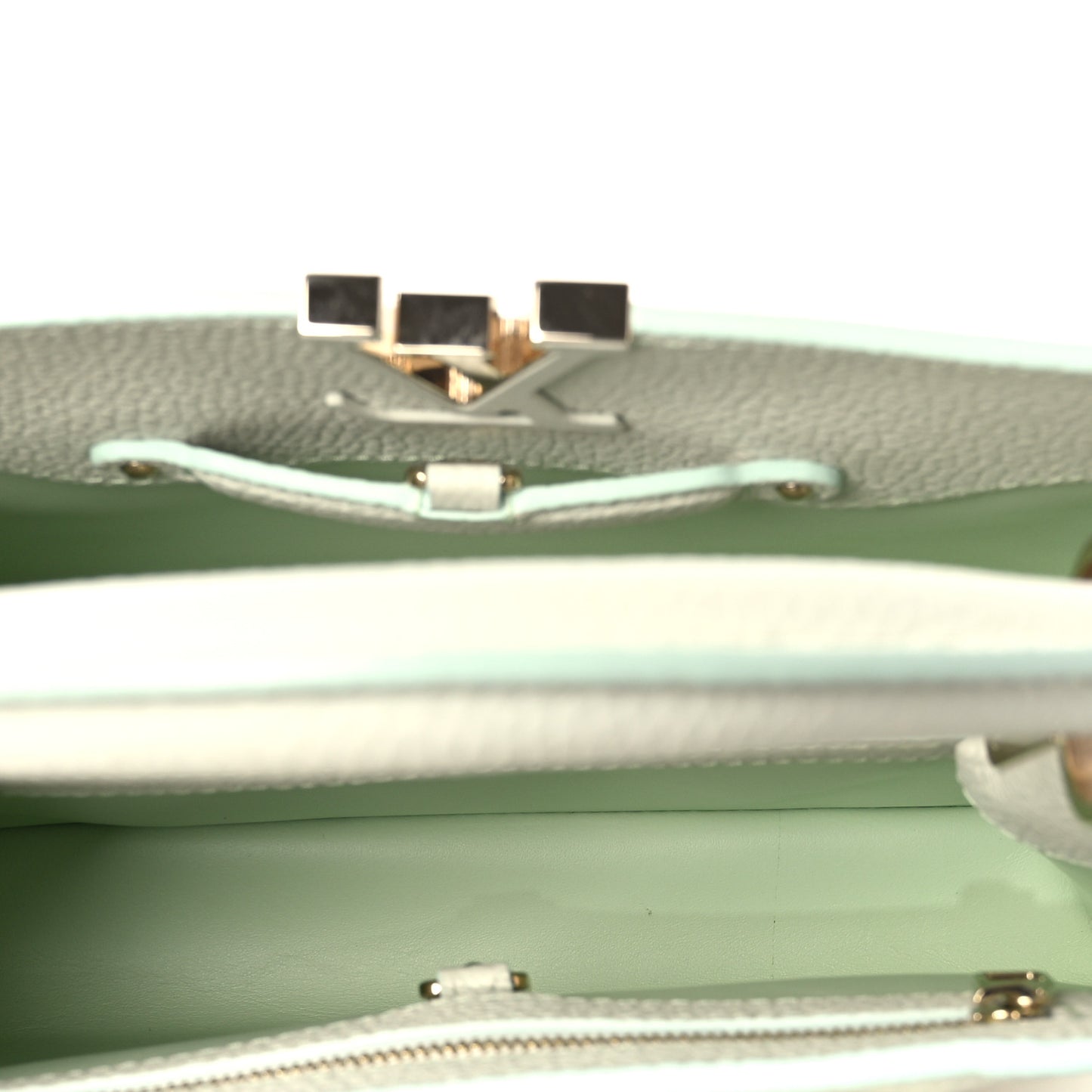 Taurillon Monogram Flower Capucines BB Jade